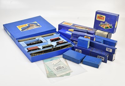 Lot 2189 - HONRBY; a collection of Dublo OO gauge trains,...