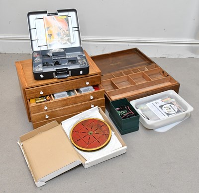 Lot 2011 - MECCANO; a large collection including Outfit...
