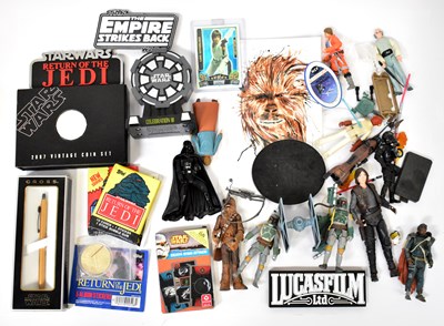 Lot 354 - STAR WARS; a collection of action figures and...