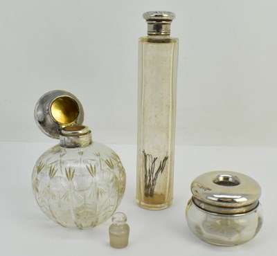 Lot 1157 - Three dressing table glass boxes and jars, all...