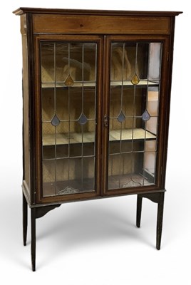 Lot 105 - An Edwardian mahogany and satinwood...
