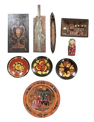 Lot 392 - A small quantity of assorted collectors' items,...