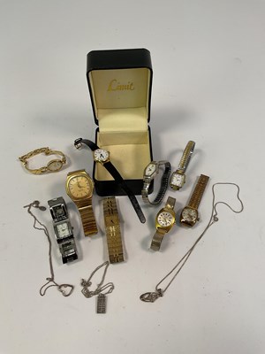 Lot 581 - A collection of costume jewellery, including...