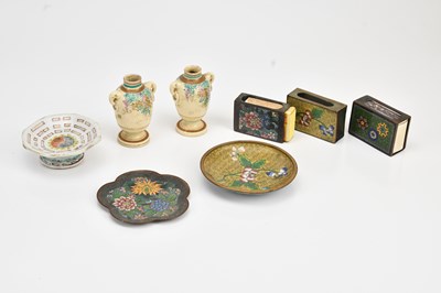 Lot 1162 - A small collection of Oriental items,...