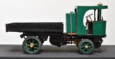 Lot 2012 - An Atkinson type live steam lorry green cab...