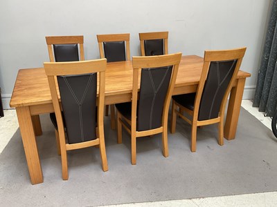 Lot 1029 - A modern oak table, height 76cm, width 214cm,...