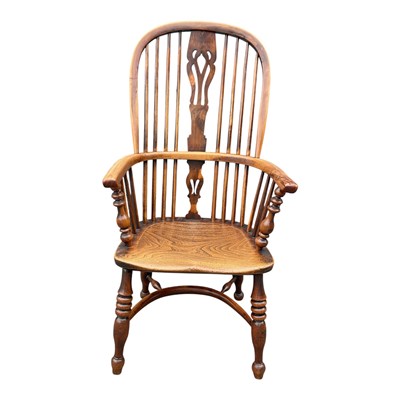 Lot 53 - A 19th century elm, ash and yew Windsor elbow...