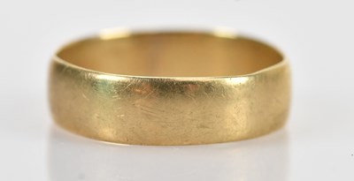 Lot 577 - A 9ct yellow gold wedding band, size P, approx...