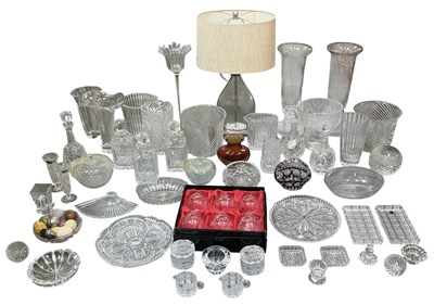 Lot 631 - A large quantity of assorted cut and crystal...