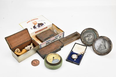 Lot 487 - An assortment of collectors' items comprising...