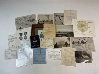 Lot 94 - A collection of ephemera/photos, comprising...
