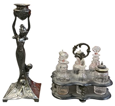 Lot 1064 - An early 20th century Art Nouveau silver...