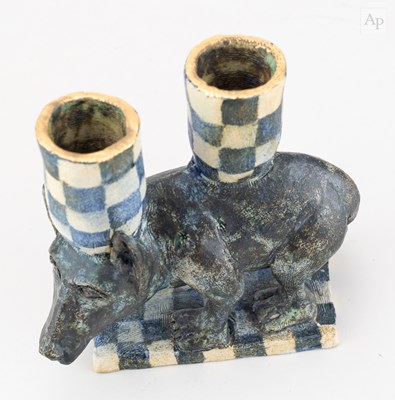 Lot 23 - AMANDA POPHAM (born 1954); an earthenware...
