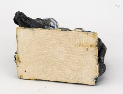 Lot 23 - AMANDA POPHAM (born 1954); an earthenware...