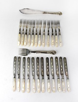 Lot 866 - A pair of fish servers marked 'Sterling',...