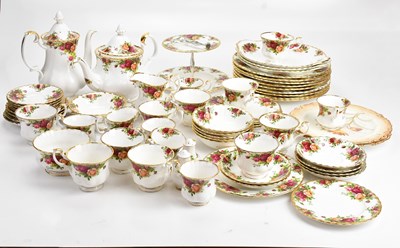 Lot 1427 - ROYAL ALBERT; an 'Old Country Roses' pattern...