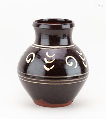 Lot 484 - RAY FINCH (1914-2012) for Winchcombe Pottery;...
