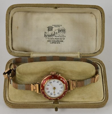 Lot 1524 - A late 19th/early 20th century 9ct yellow gold...