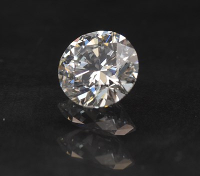 Lot 1443 - An IGI (International Gemological Institute)...