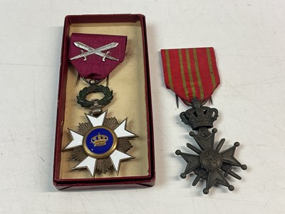Lot 101 - Two Belgian medals, comprising a WWI Croix De...