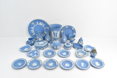 Lot 208 - WEDGWOOD; twenty-eight items of blue...