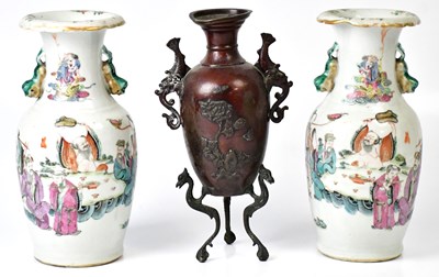 Lot 259 - A pair of 19th century Chinese Famille Rose...