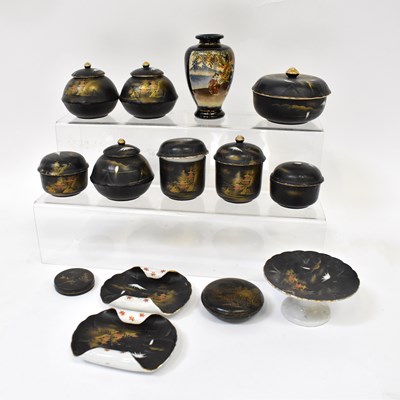 Lot 370 - Thirteen early/mid-20th century Satsuma...