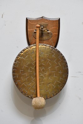 Lot 463 - An early 20th century brass dinner gong,...