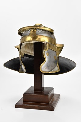 Lot 627 - A reproduction Roman Imperial helmet, on...