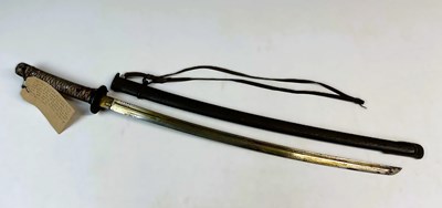 Lot 83 - A WWII Japanese type 95 NCOs katana sword,...