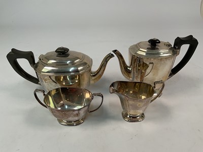 Lot 411 - WILLIAM SUCKLING; a George V hallmarked silver...