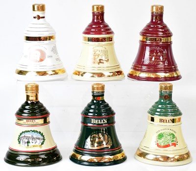 Lot 284 - BELL'S; five boxed Wade Christmas...