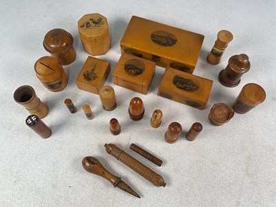 Lot 30 - A quantity of Mauchline ware, to include...