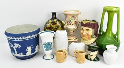 Lot 190 - Twelve items of collectible pottery including...