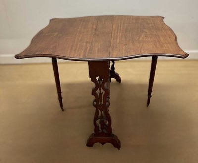 Lot 708 - A mahogany Victorian Sutherland table with...