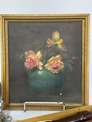 Lot 35 - A group of collectors' items comprising an oil...