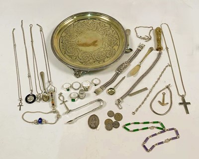 Lot 489 - A quantity of silver and silver plated items,...