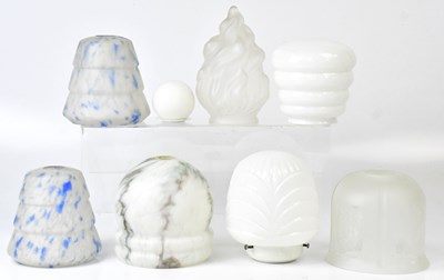 Lot 128 - Eight various Art Deco and later glass...