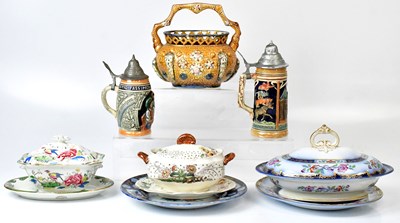 Lot 168 - A mixed lot of 19th and 20th century ceramics,...