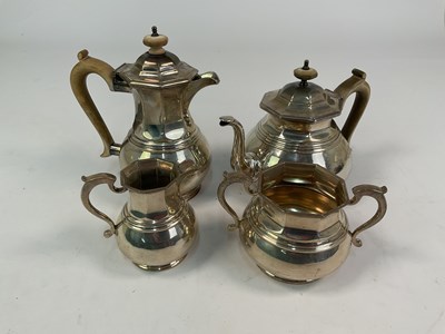 Lot 410 - CHARLES & RICHARD COMYNS; a George V...