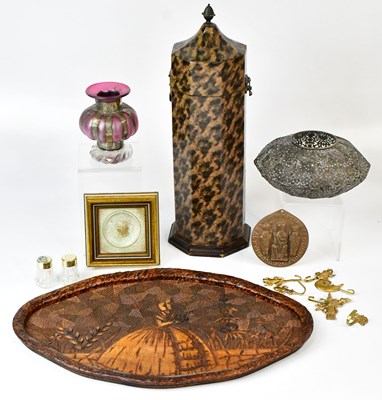 Lot 367 - Various collectible items to include miniature...