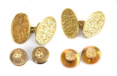 Lot 151 - A pair of 9ct yellow gold cufflinks, with two...