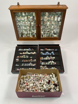 Lot 23 - A large quantity of decorative thimbles,...