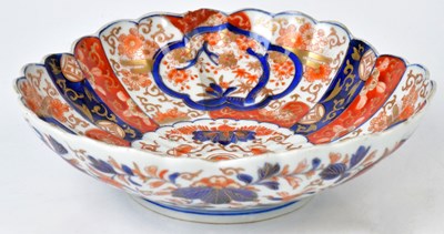 Lot 222 - A Japanese Meiji period Imari fluted bowl,...