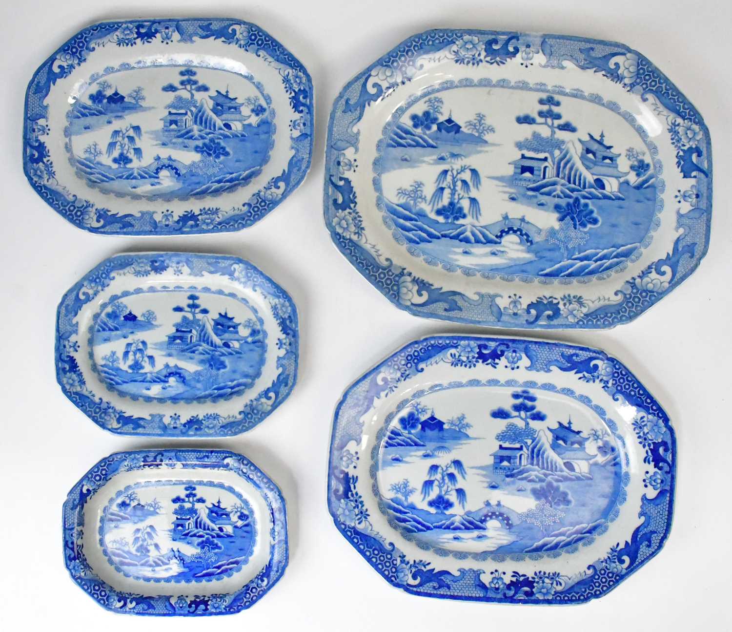 Lot 252 - A set of four Chinese Export ware blue and...