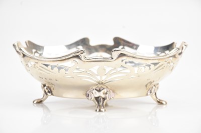 Lot 429 - DEAKIN & FRANCIS; an Edward VII Art Nouveau...
