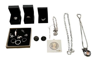 Lot 1430 - A quantity of assorted 925 and white metal...