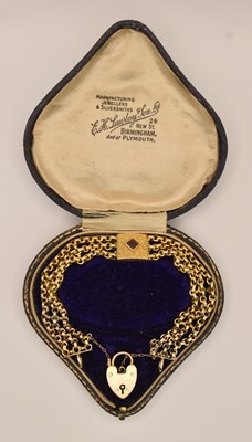 Lot 1410 - A 19th century 9ct yellow gold garnet set...