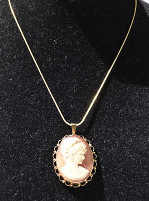 Lot 1363 - A 9ct yellow gold fine dainty link necklace,...