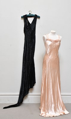 Lot 1311 - An original 1930s full length patterned silk...